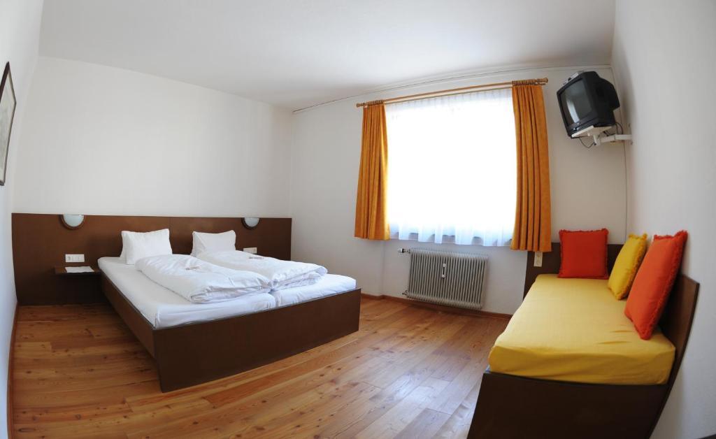 Gaestehaus Obwexer Matrei in Osttirol Δωμάτιο φωτογραφία